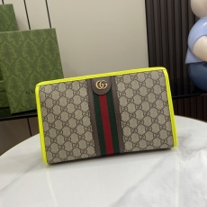 Gucci Clutch Bags